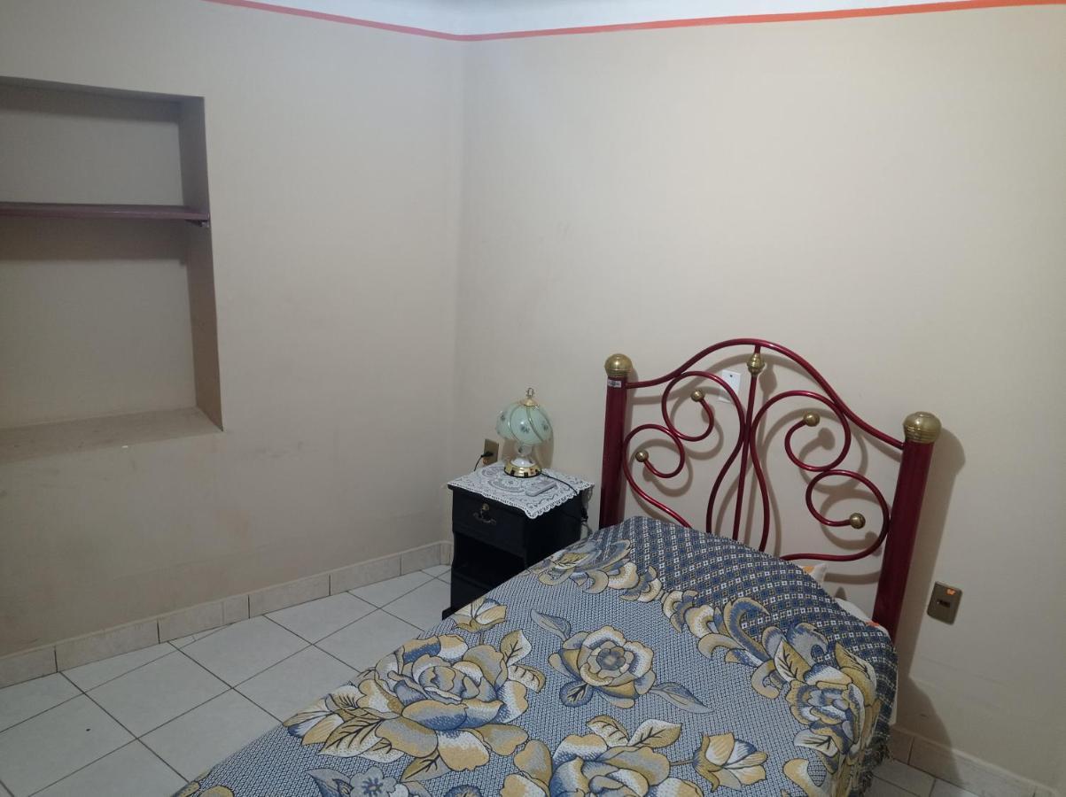 Hostal Aramayo Tupiza Esterno foto